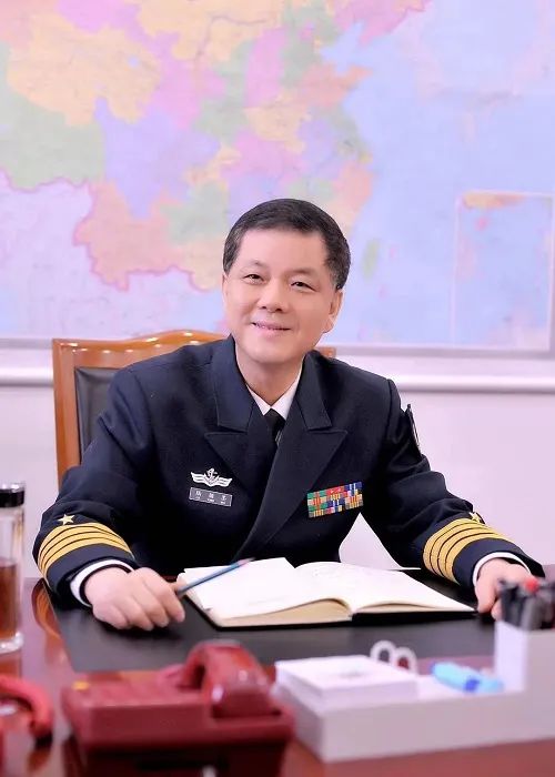 海軍闞延泉的最新任職，引領(lǐng)海軍走向新時代的卓越領(lǐng)導(dǎo)者