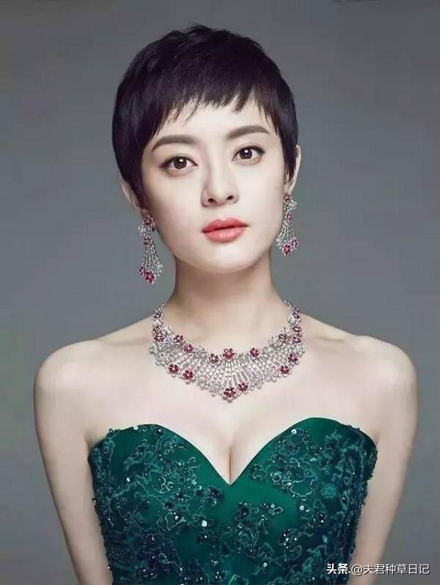 探索最新發(fā)型，為50歲女性打造獨特魅力發(fā)型