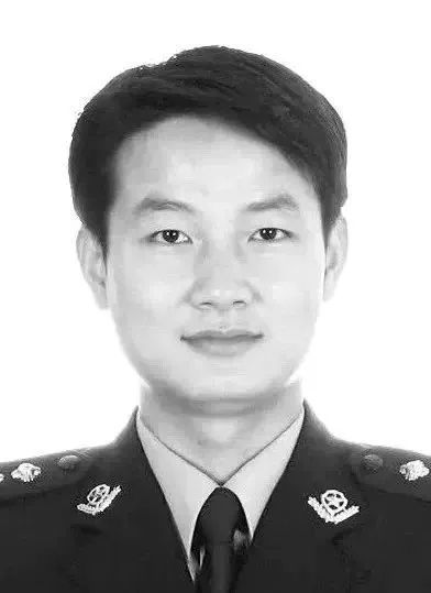 襄陽市公安局新任命的何俊虎局長，引領(lǐng)公安事業(yè)邁向新高度