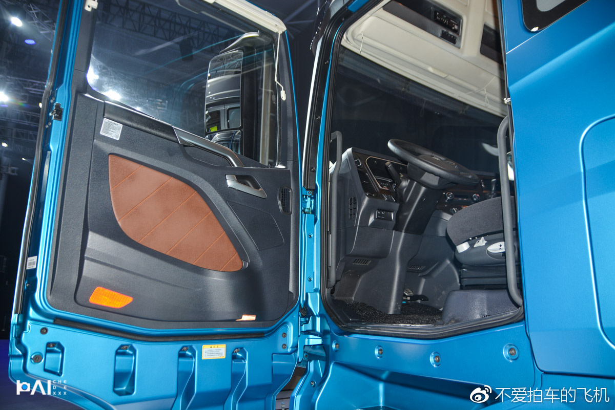 解放J7最新款價格解析，價值多少錢的商用車新標桿？